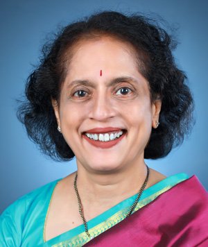 Dr. Manjula Pishawikar, Experienced Gynecologist in Kolhapur